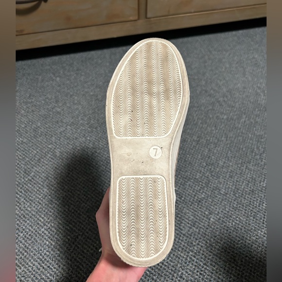 Universal Thread High Top Animal Print Sneakers - Picture 2 of 9